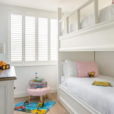 Vakantiehuis The Owl Nest-uk46927